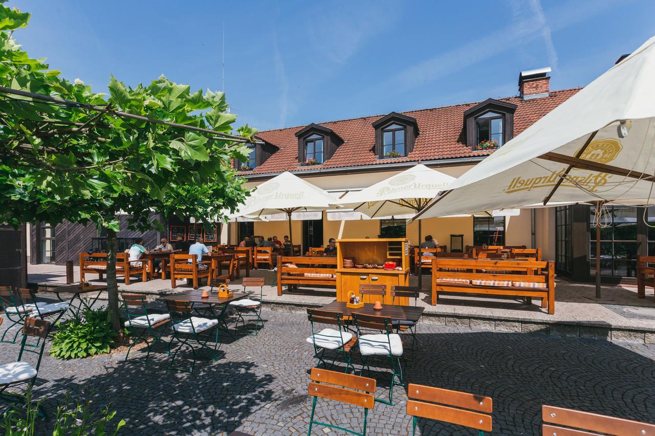Resort Malevil Jablonné v Podještědí Buitenkant foto
